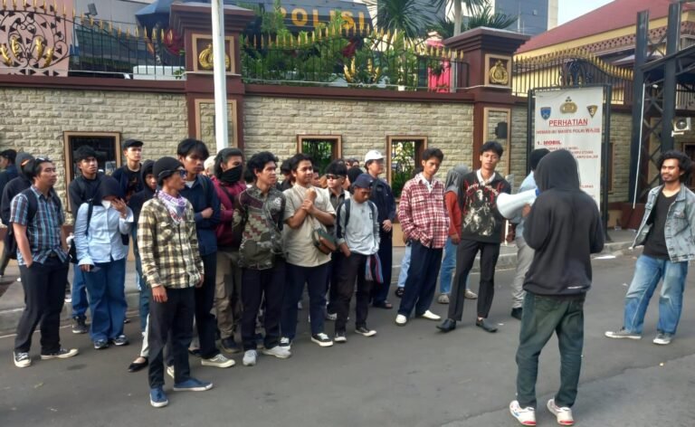 PP-PMI Soroti Reformasi Polri yang Dinilai Sarat Muatan Politis, Gelar Konferensi Pers di Depan Mabes Polri
