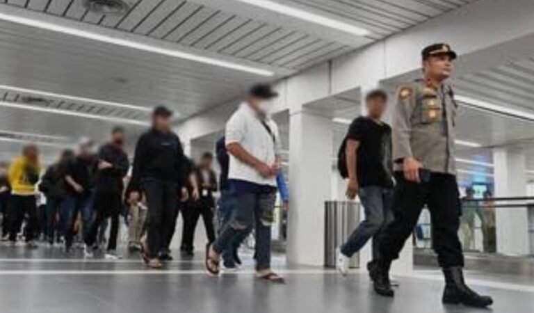 KBRI Yangon Pulangkan 56 WNI dari Myanmar