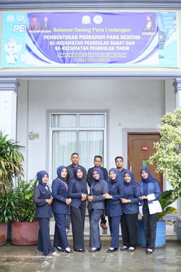 Kepala Desa di Dua Kecamatan Peureulak Barat Dan Timur Ikuti Sosialisasi Posbankum