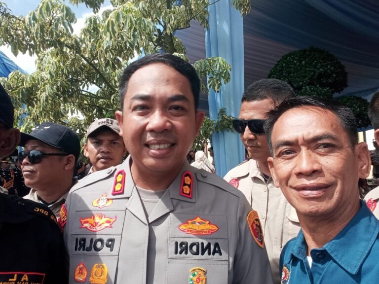 Kenal Pisah Kapolres Serang, AKBP Condro Sangsoko, S.Ik Resmi Serahkan Jabatan kepada AKBP Dr. Andri Kurniawan, S.Ik, M.H