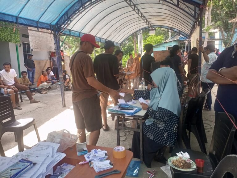 PARAH” Diduga Panitia Pemilihan Ketua RW 008 Tanjung Sengkuang Tidak Transparansi. 
