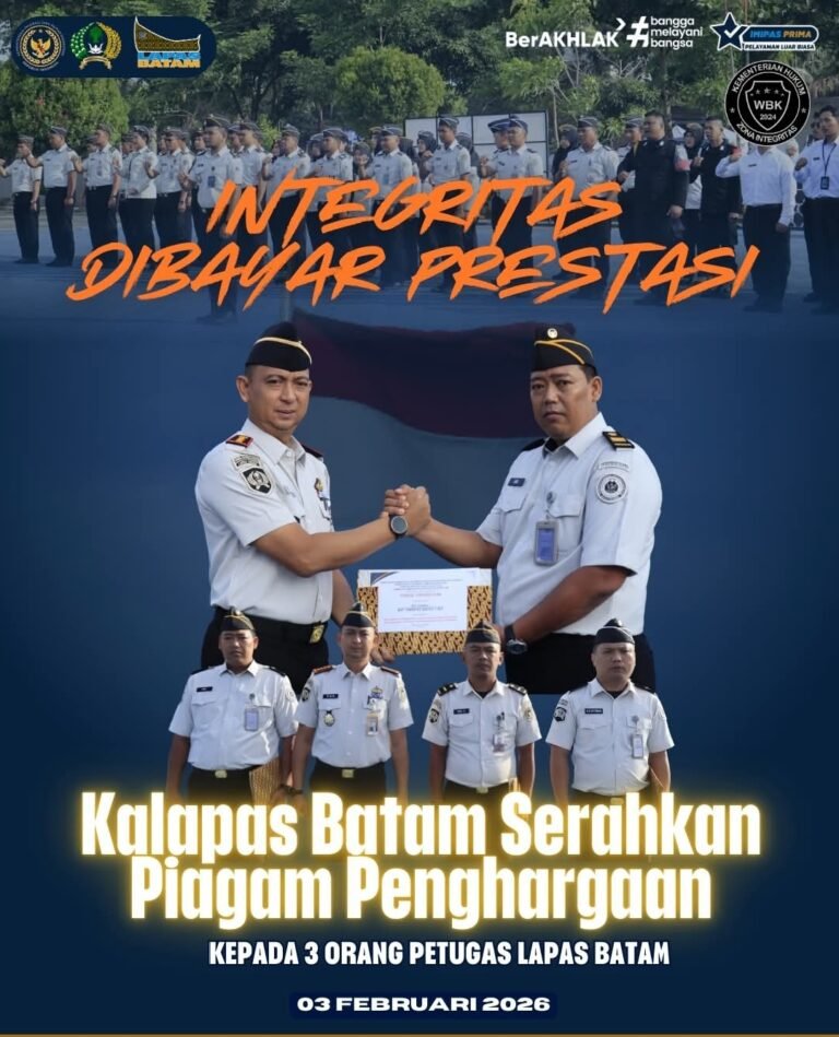 Integritas Dibayar Prestasi, Kalapas Batam Serahkan Piagam Penghargaan Penggagalan Penyelundupan Narkoba