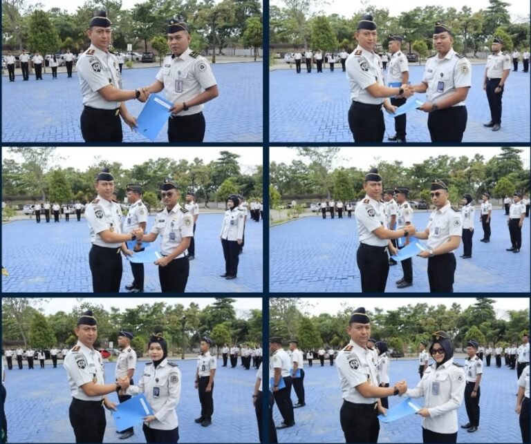 Kalapas Batam Sematkan Pangkat Golongan III kepada 11 Orang Petugas