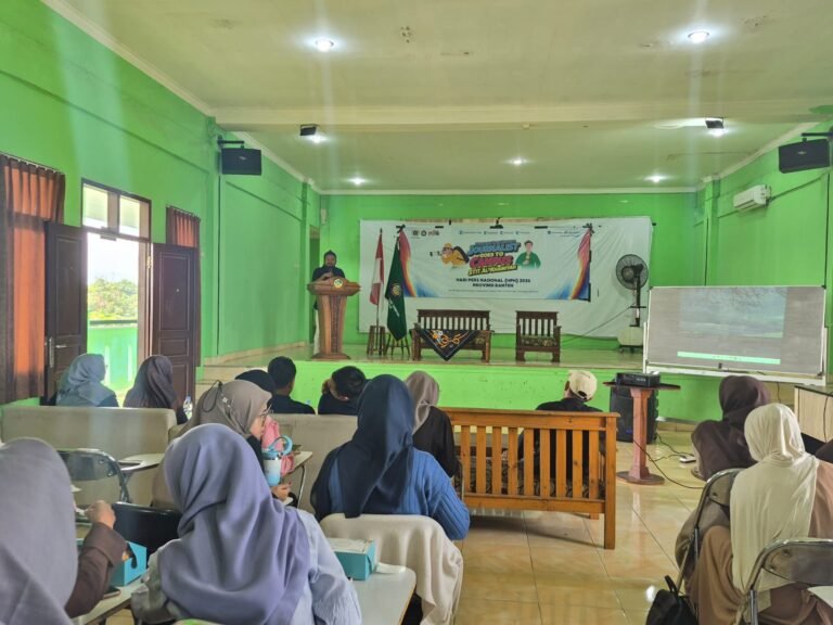 Tumbuhkan Semangat Menulis, PWI Cilegon Ajak Mahasiswa STIT Al-Khairiyah Jadi Jurnalis Muda