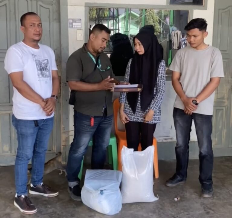 PT Mandala Multi Finance Kembali Salurkan Bantuan Sembako ke Warga Kurang Mampu
