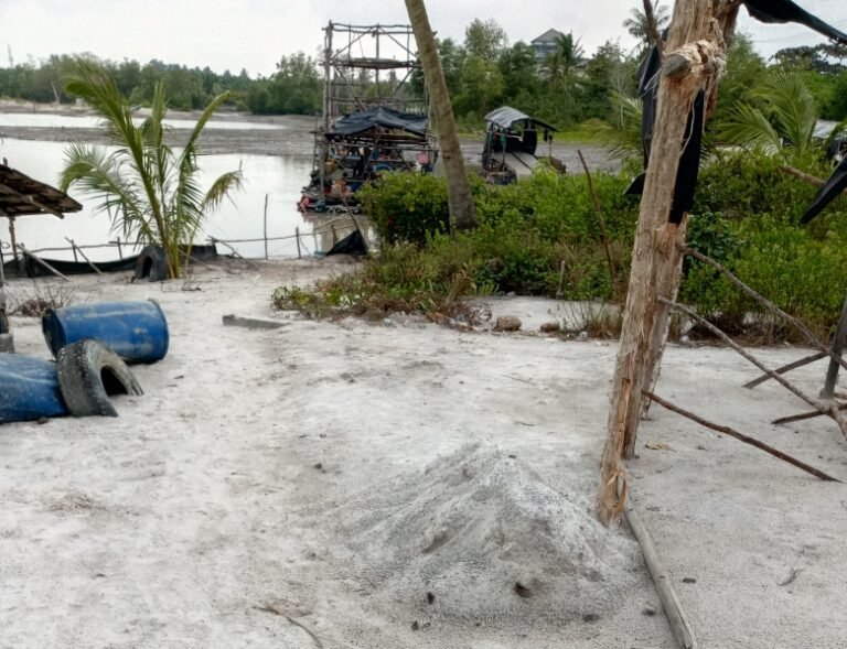 APH Diminta Tindak Tegas Ponton Isap Diduga Ilegal di Jalan Laut Sungailiat