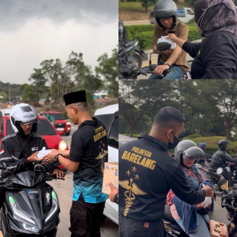 Sidokkes Polresta Barelang Bagikan Takjil Kepada Masyarakat Di Flyover Laluan Madani