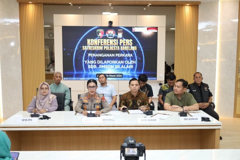 Konferensi Pers Polresta Barelang Paparkan Klarifikasi Fakta Hukum Penanganan Perkara Jimson Silalahi