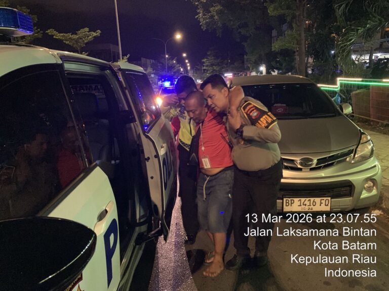 Respon Cepat Laporan Masyarakat Melalui Layanan 110, Personel Polsek Batam kota Datangi Lokasi Dugaan Laka Lantas