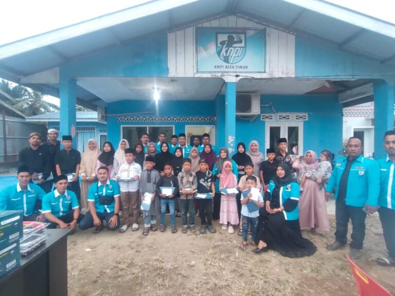 KNPI Aceh Timur Gelar Buka Puasa Bersama dan Santuni Puluhan Anak Yatim