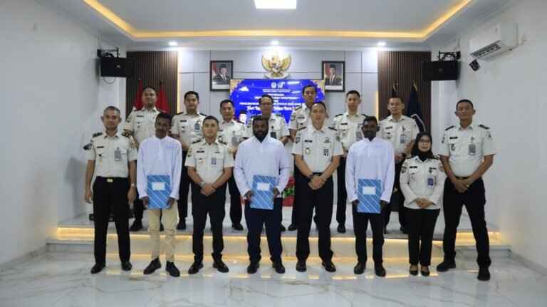 Lapas Batam Serahkan Remisi Khusus Nyepi 1948 Saka kepada Warga Binaan
