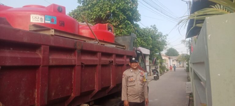 Hari Ke-60, Distribusi Air Bersih di Tanjung Sengkuang dan Batu Merah Dipastikan Tepat Sasaran