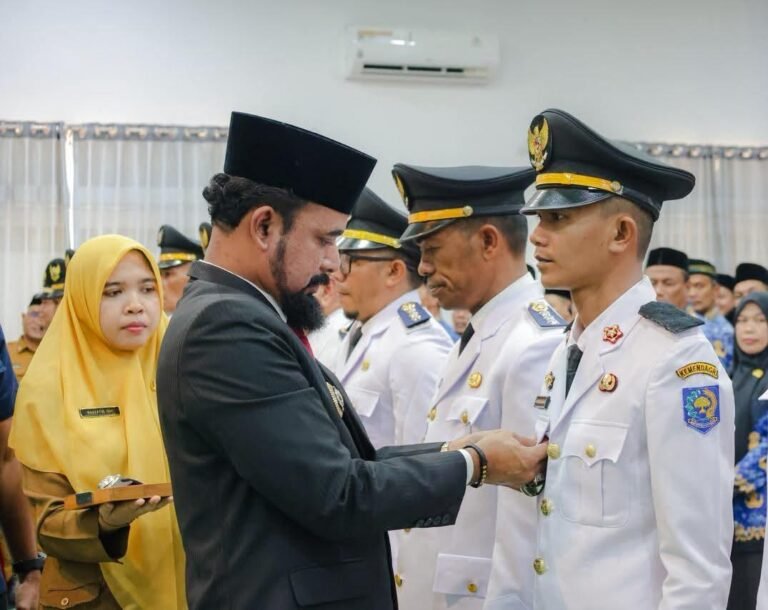 Termuda Berusia 33 Tahun, Furqan Febriansya Resmi Jabat Camat Birem Bayeun