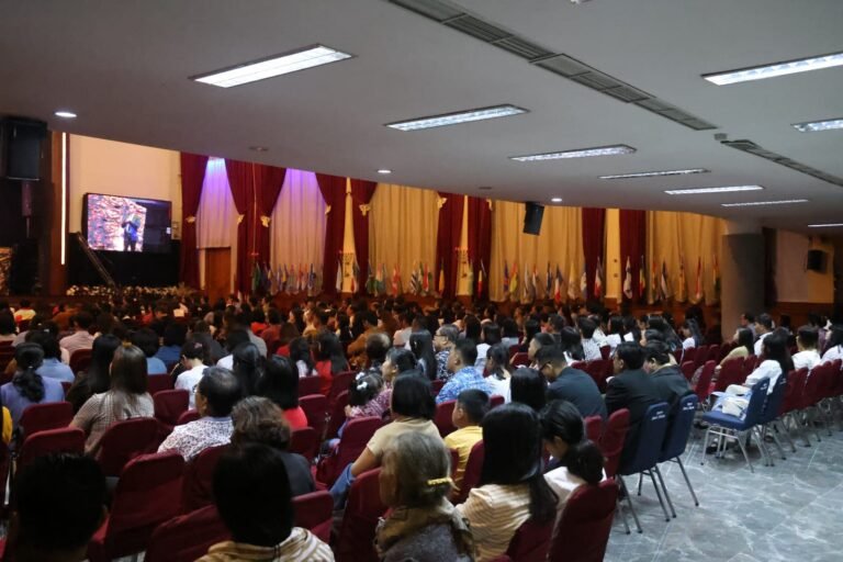 POLDA KEPRI HADIR BERIKAN RASA AMAN, PERAYAAN PASKAH 2026 DI KOTA BATAM BERLANGSUNG LANCAR DAN KHIDMAT