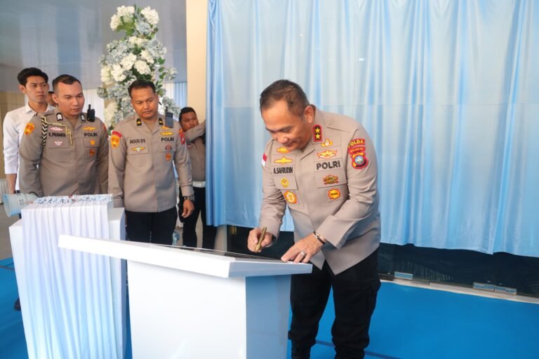 Kapolda Kepri Resmikan Rusun Hoegeng Dan Fitness Gym A.S.93 Di Polresta Barelang