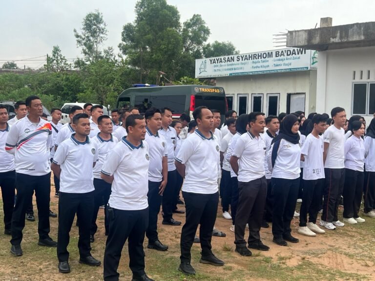 Semangat Hari Bakti Pemasyarakatan ke- 62, Rutan Batam dan UPT Pemasyarakatan Kota Batam Gelar Aksi Bersih Masjid Syahrom Ba’dawi 