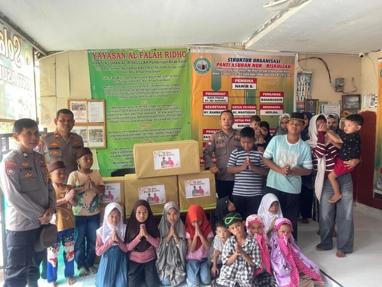Polsek Batu Ampar Salurkan Tali Asih kepada Panti Asuhan dan Masyarakat di Batu Ampar