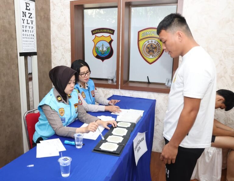 POLDA KEPRI KEDEPANKAN PRINSIP BETAH DALAM PELAKSANAAN RIKKES TAHAP I SELEKSI BINTARA POLRI T.A. 2026