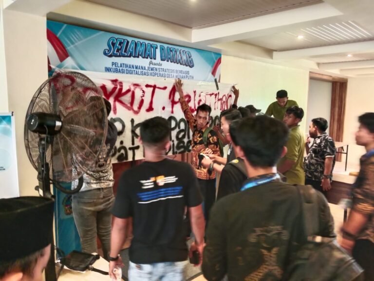Pelatihan KDMP di Carita Berakhir Ricuh, Peserta Tuntut Transparansi Kejelasan dan Keberlanjutan Program 