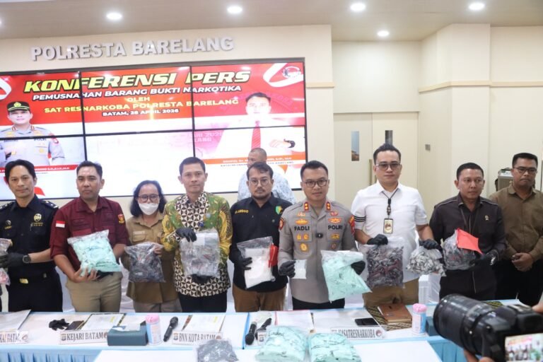 Komitmen Berantas Narkoba, Polresta Barelang Musnahkan Barang Bukti Sabu, Ekstasi dan Liquid Vape