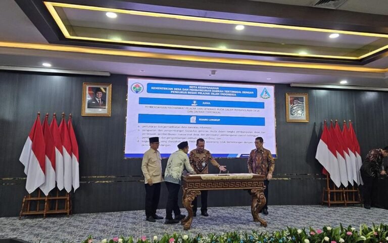 PB PII dan Kemendes PDT Teken MoU, Perkuat Peran Pemuda dalam Pembangunan Desa