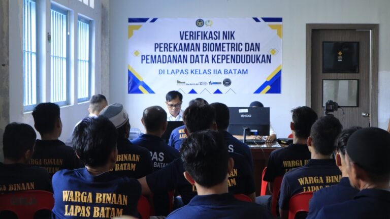 Jemput Bola Data Kependudukan Bekerja sama dengan Disduk Kota Batam