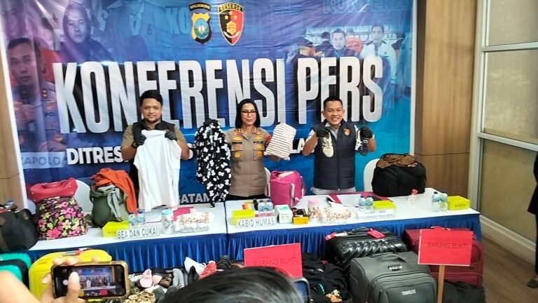 Diselundupkan dari Singapura, Ratusan Barang Bekas Ilegal Disikat Polda Kepri di Batam