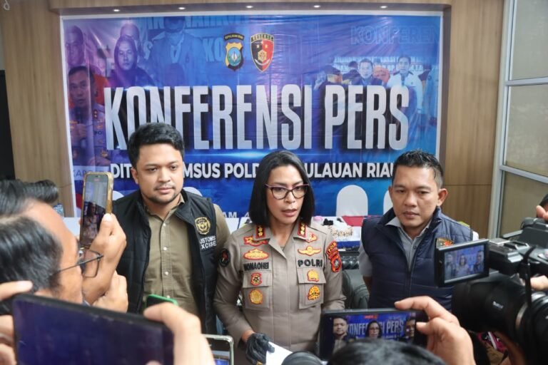 Ditreskrimsus Polda Kepri Berhasil Ungkap Kasus Penyelundupan Barang Bekas Impor Ilegal Dari Singapura