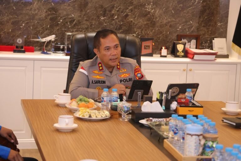POLDA KEPRI TERIMA AUDIENSI DPD GAMKI KEPRI, PERKUAT SINERGI JAGA KAMTIBMAS DAN DUKUNG IKLIM INVESTASI