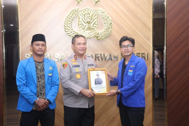 SINERGI JAGA KONDUSIVITAS KEPRI: KAPOLDA KEPRI TERIMA AUDIENSI PENGURUS CABANG PMII