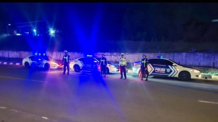 Patroli Malam Satlantas Polresta Barelang Antisipasi Balap Liar dan Kejahatan C3 di Sejumlah Titik Kota Batam