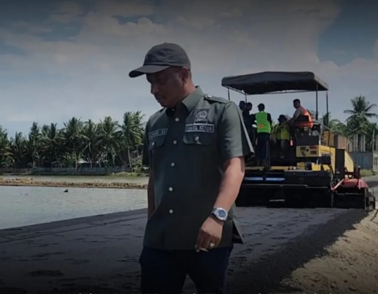 Azhari Ucapkan Terimakasih Ke HRD Atas Pembangunan Jalan Teupieng Pukat Nurussalam.