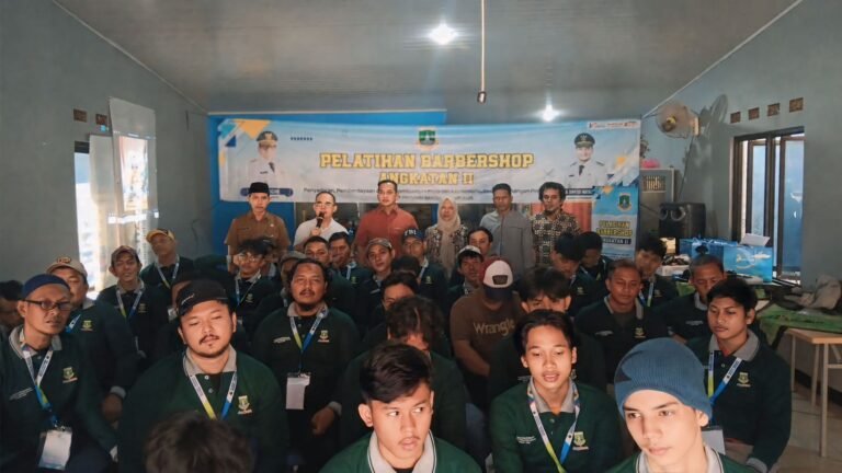 Dispora Banten Gelar Pelatihan Barbershop Angkatan ke-2, Cetak Wirausaha Muda di Kota Tangerang