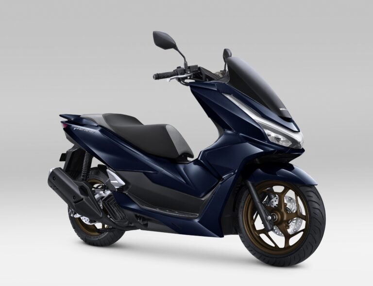 Honda PCX160 Temani Gaya Hidup Premium dan Mobilitas Modern Masyarakat Kepri