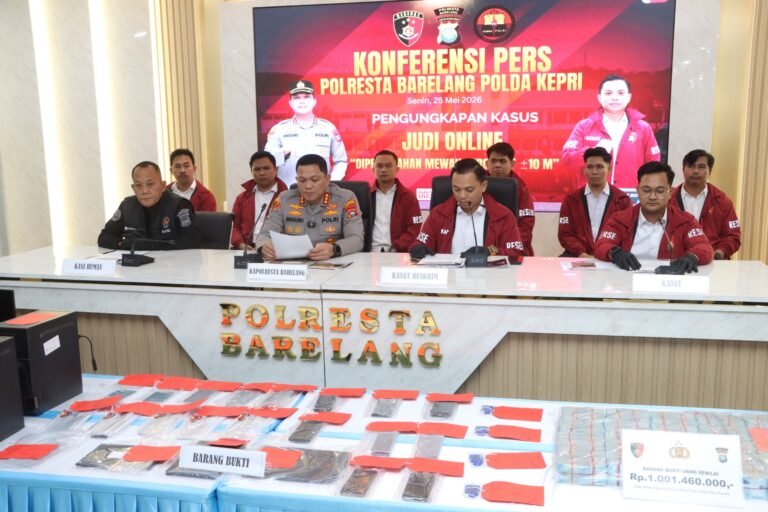 Polresta Barelang Amankan Tiga Tersangka Pengelola Judi Online dengan Omzet Rp10 Miliar Per Bulan