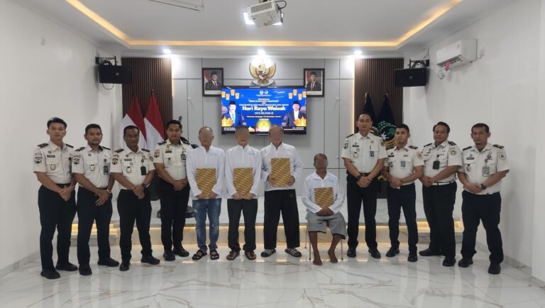 Hari Raya Waisak 2026, 15 Warga Binaan Buddha Lapas Batam Terima Remisi Khusus