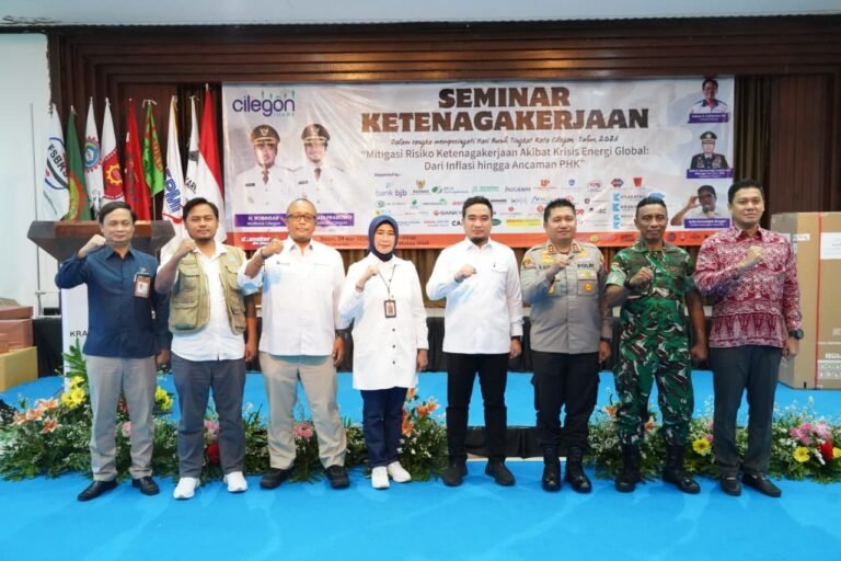 Wali Kota Cilegon Robinsar Tingkatkan Komitmen Kesejahteraan Buruh