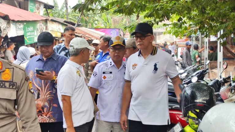 Pemkot Cilegon Tata Pasar Blok F, Pedagang di Atas Drainase Direlokasi ke Dalam Pasar