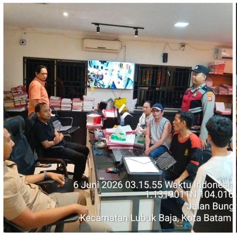 Patroli Respons Cepat Layanan Polisi 110, Polsek Lubuk Baja Tindaklanjuti Dugaan Keributan di Baloi Persero