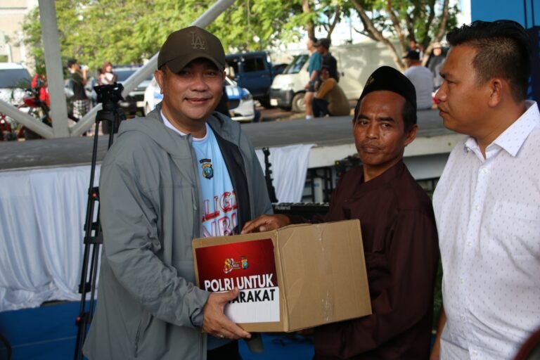 Polda Kepri Salurkan 1.000 Paket Sembako dalam Rangka Hari Bhayangkara Ke-80 Tahun 2026