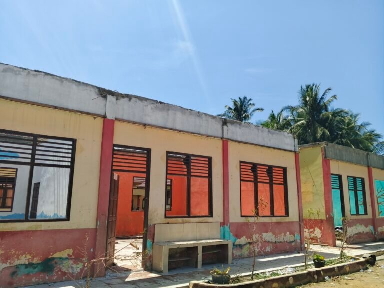 Proyek Rehab SD negeri 2 Idi Diduga Tanpa Plang, Warga Pertanyakan Transparansi