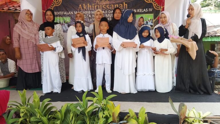 MDTA Akhirusaanah Maja Sukses Gelar Acara Haflah