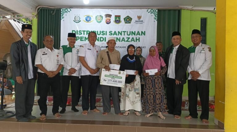BAZNAS Kota Cilegon Salurkan Santunan Rp177,6 Juta kepada 296 Pemandi Jenazah, Perkuat Sinergi Pengelolaan Zakat Melalui Pembentukan UPZ