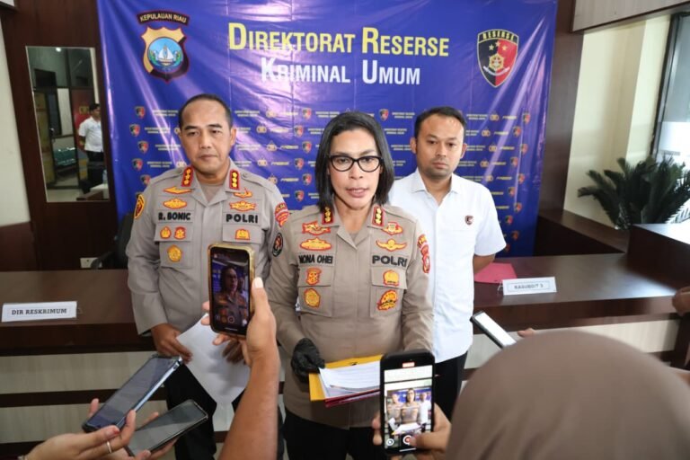 Ditreskrimum Polda Kepri Tetapkan Dua Tersangka Dalam Perkara Dugaan Penipuan Dan/Atau Penggelapan Terkait Keberangkatan Kontingen Pesparawi Kepri