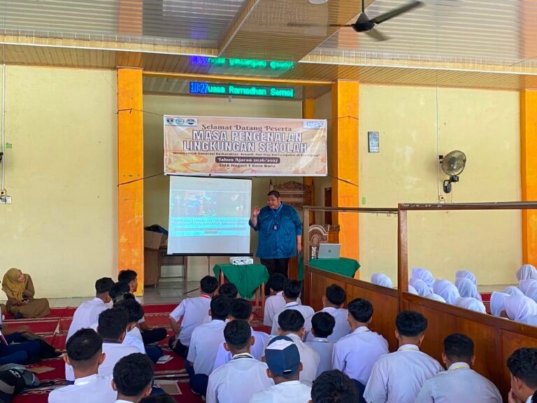 Relima Perpusnas RI Lokus Dharmasraya Goes to School Warnai MPLS SMAN 1 Koto Baru, Alumni Berbagi Inspirasi untuk Generasi Berprestasi
