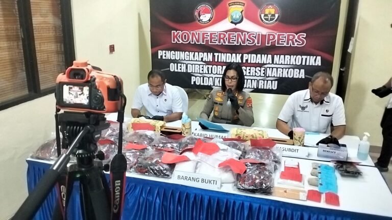 Hebat! Dua Pekan Beraksi, Polda Kepri Ungkap 16 Kasus Narkoba dan Sita Ribuan Vape Etomidate