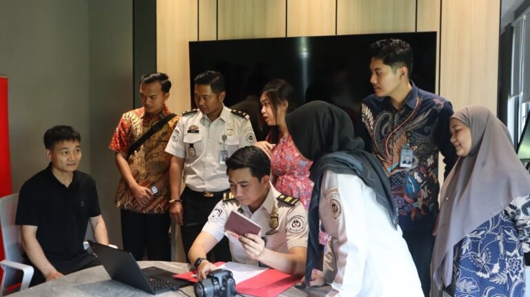 Imigrasi Batam Kembali Berikan Layanan Reach Out dan Coaching Clinic Izin Tinggal di Kawasan Industri Tunas Prima