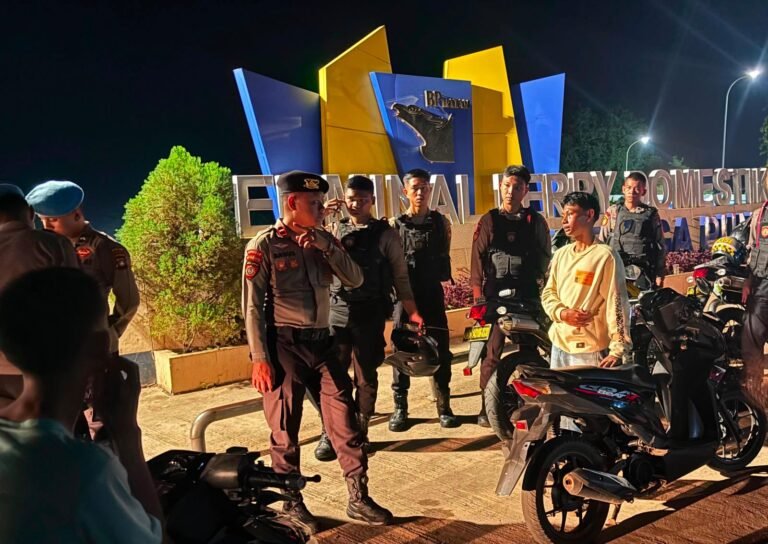‎KRYD ANTISIPASI BALAP LIAR DAN KEJAHATAN JALANAN, POLDA KEPRI KERAHKAN PERSONEL GABUNGAN DI KOTA BATAM