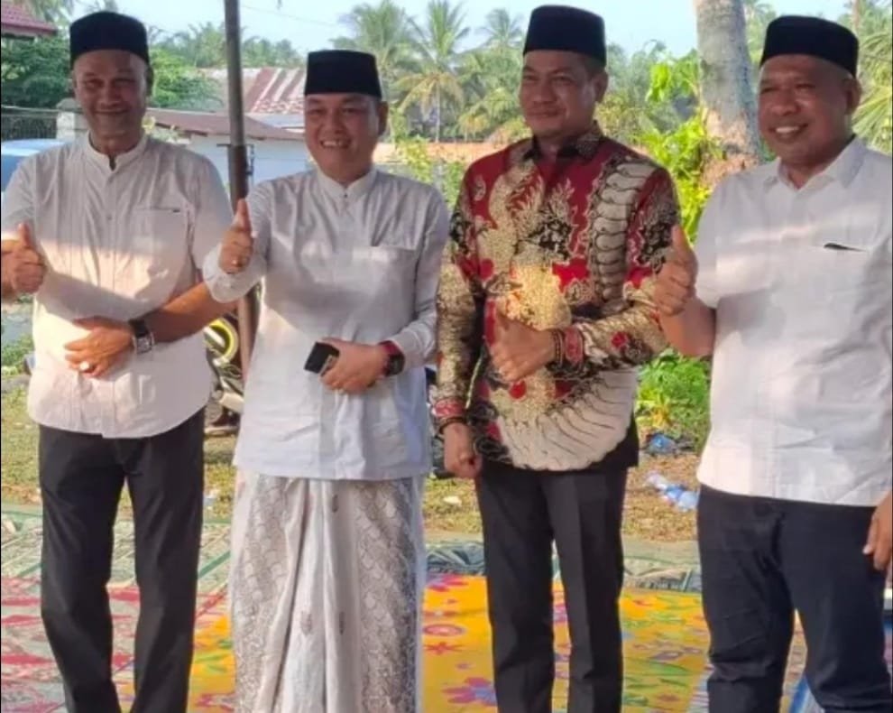 Wakil Bupati Aceh Timur T. Zainal Abidin, S.Pd.I., dan H. Sulaiman Tole Takziah ke Rumah Duka Rubiah