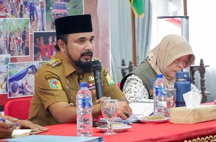 Bupati Al-Farlaky Pimpin Rapat Percepatan Huntap, Tekankan Data Akurat dan Kualitas Pembangunan